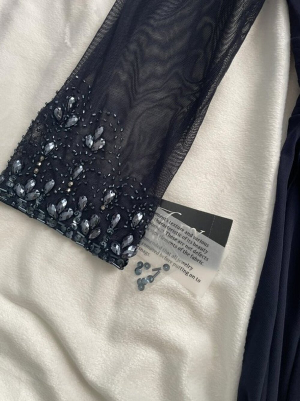 Alex Evenings Women's Sweetheart Beaded Mesh Gown, Dark Blue Navy, Size 12P - Picture 14 of 15